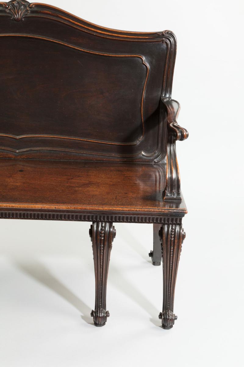 6527 George III Mahogany Hall Settee