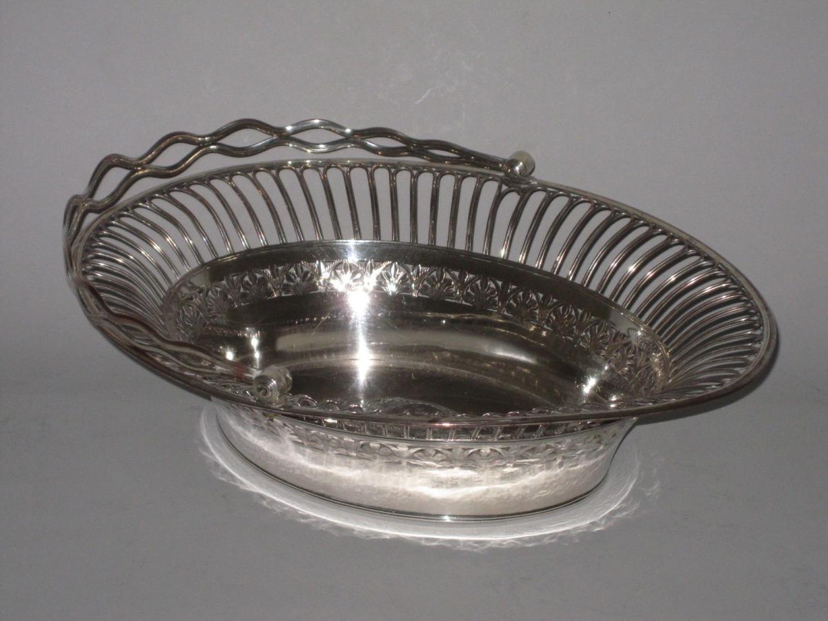 OLD SHEFFIELD PLATE SILVER FRUIT OR CAKE BASKET.CIRCA 1785
