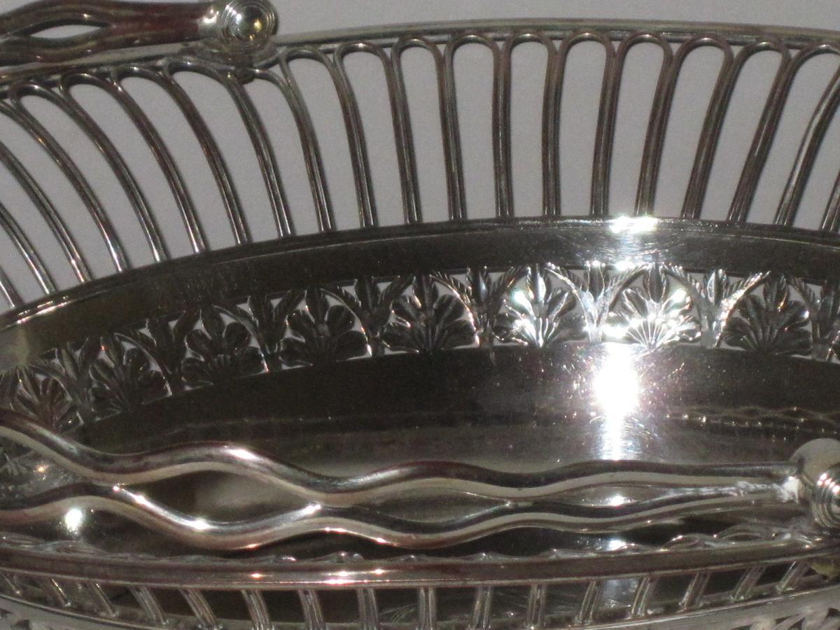 OLD SHEFFIELD PLATE SILVER FRUIT OR CAKE BASKET.CIRCA 1785