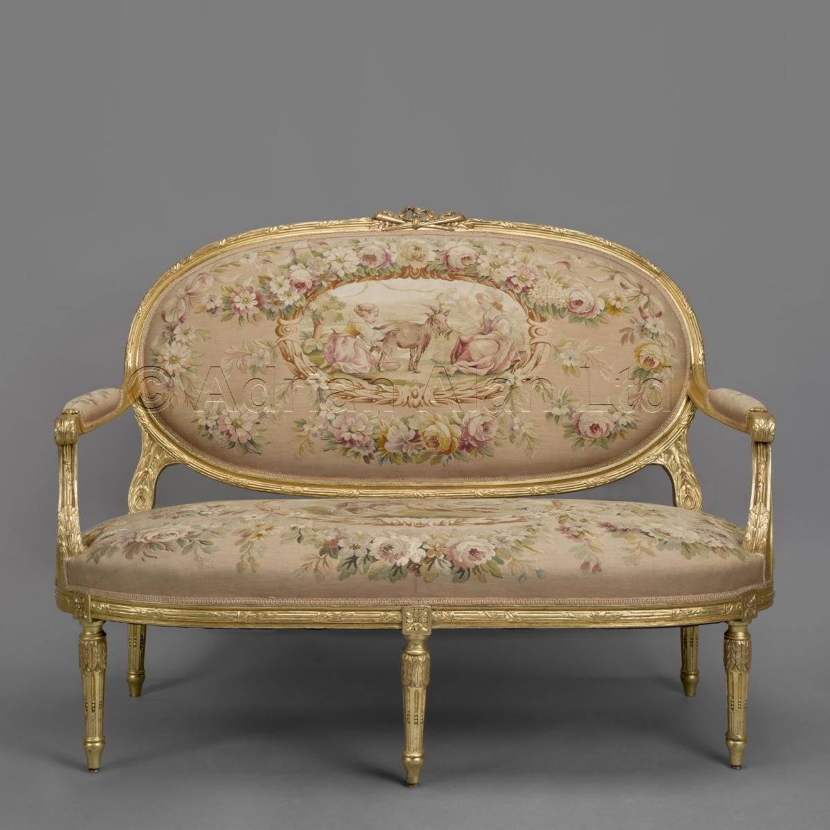 Aubusson Canape ©AdrianAlanLtd
