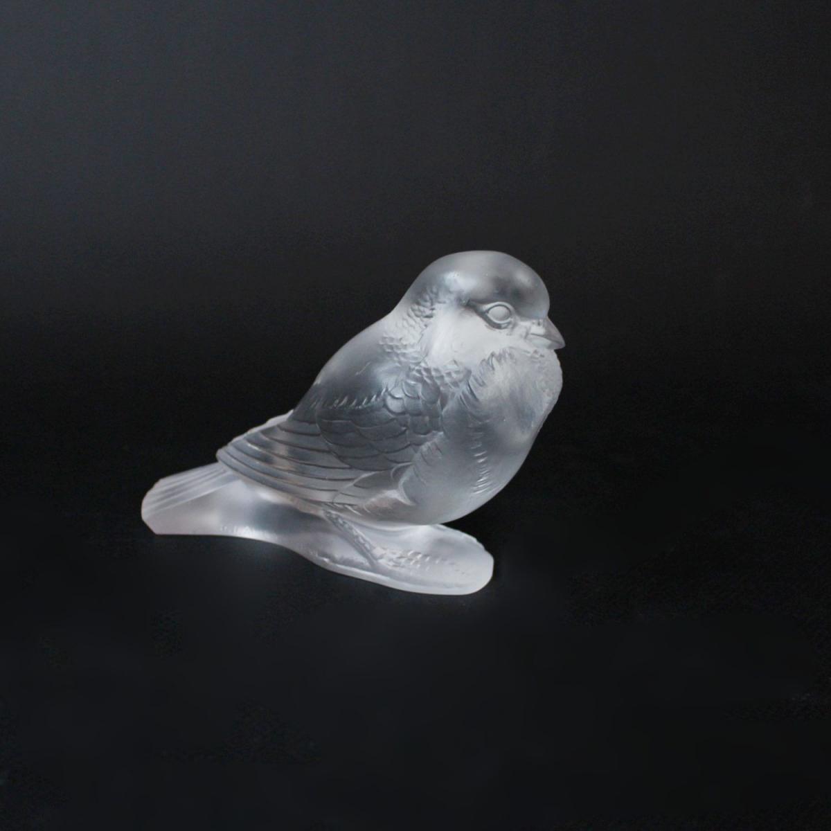 Moineau Fier Lalique Glass Bird Paperweight