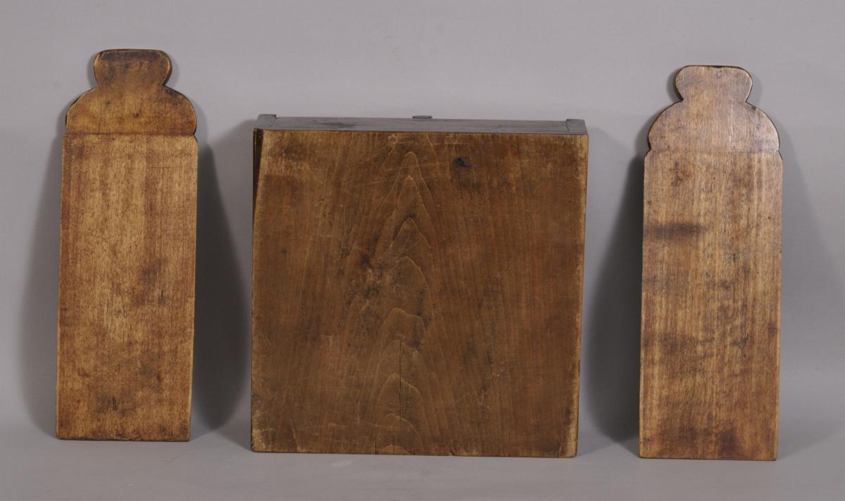 S/3341 Antique Treen 19th Century Norwegian Birch Knitting Needle Box