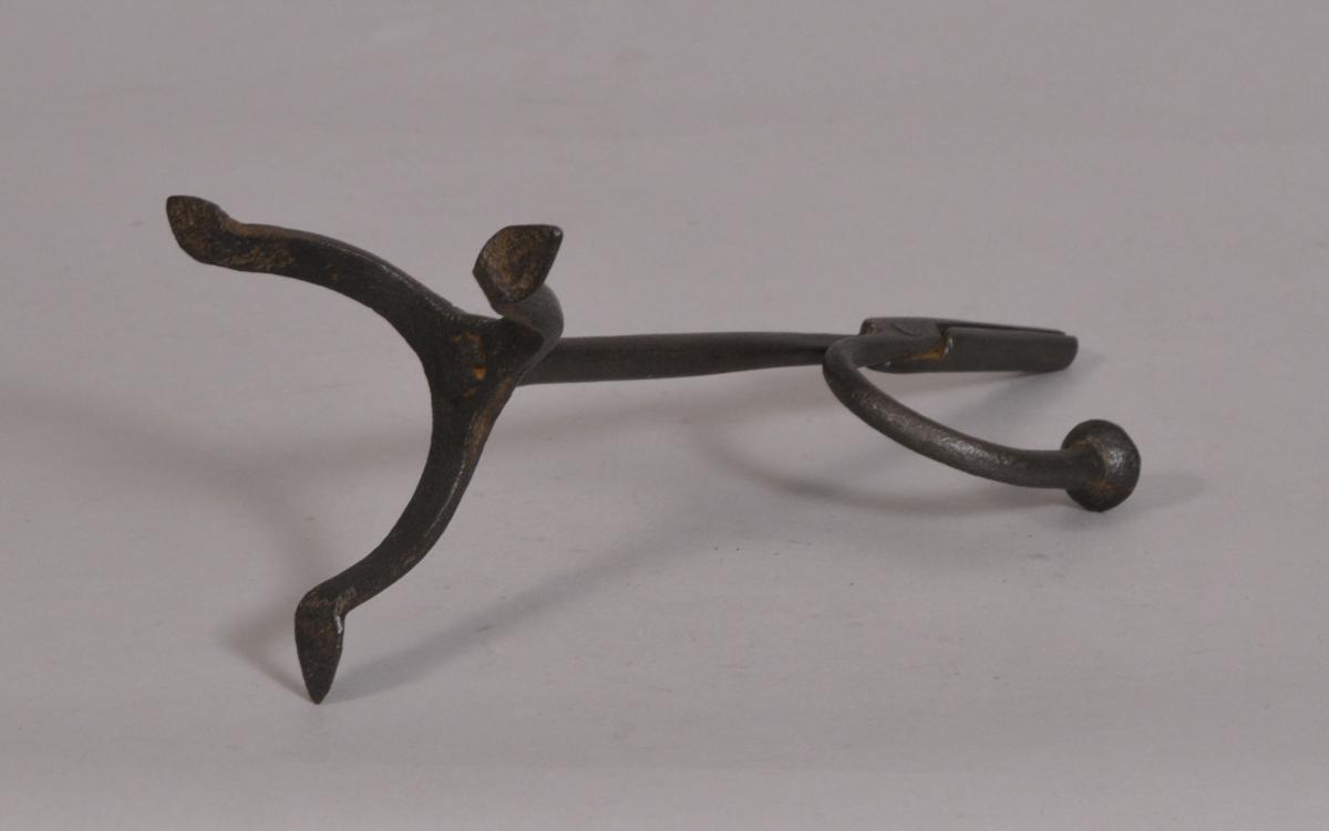 S/3343 Antique 19th Century Small Rushlight