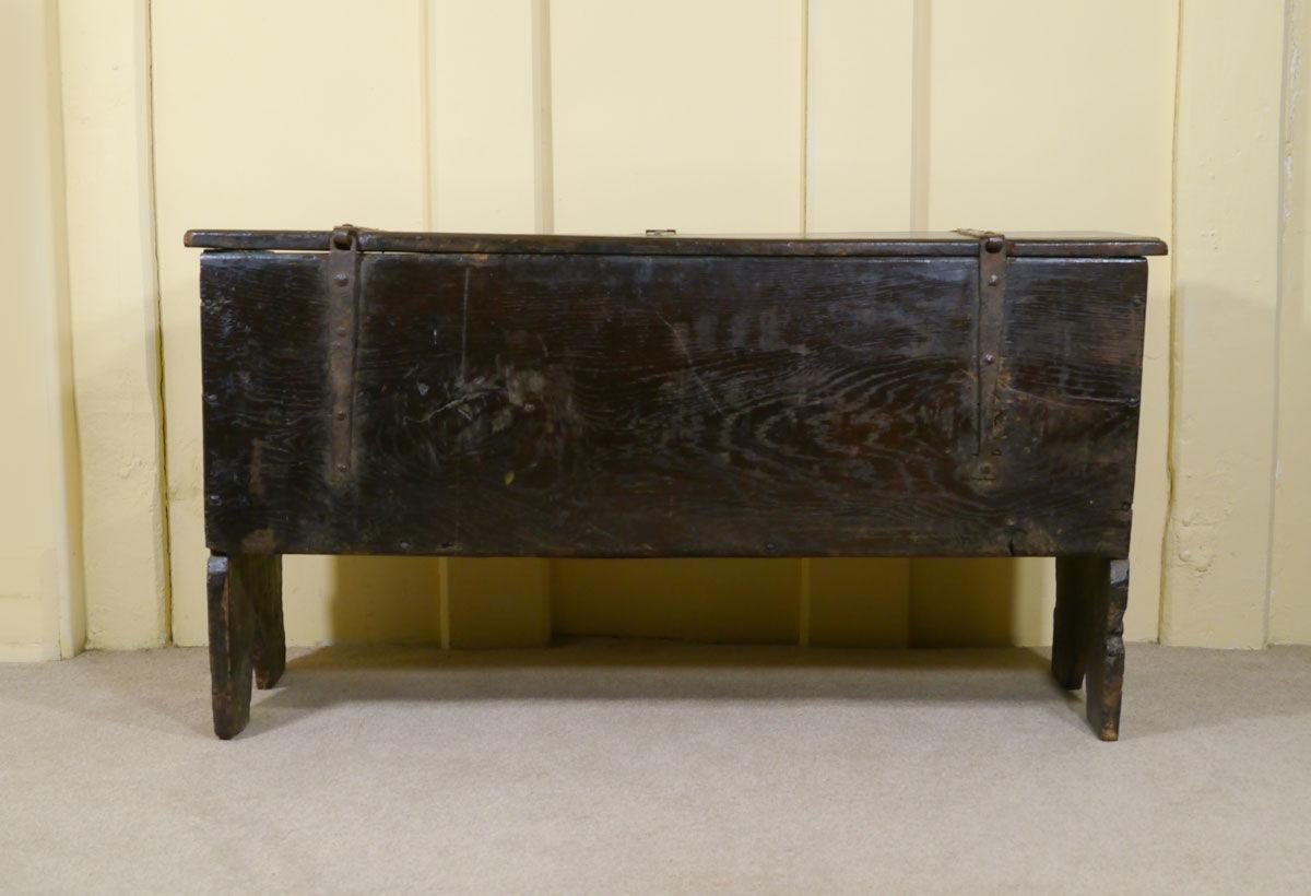 A Beautifully Proportioned Elizabethan Oak Chest
