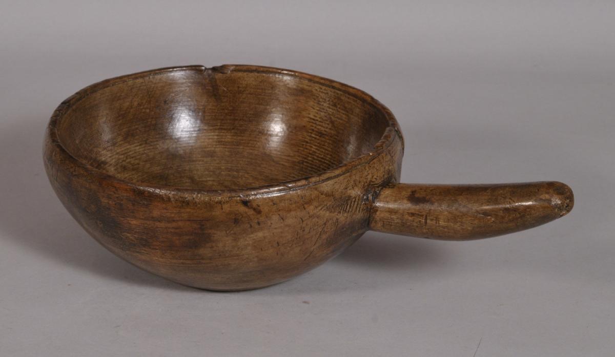 S/3459 Antique Treen 18th Century Sycamore Ale Scoop