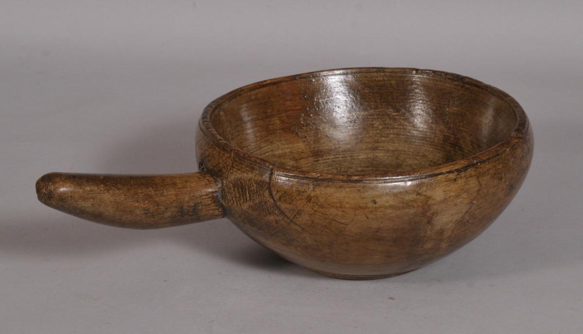S/3459 Antique Treen 18th Century Sycamore Ale Scoop