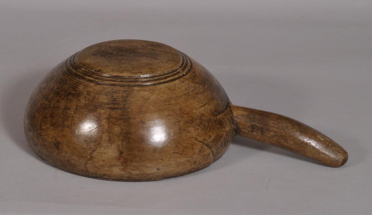 S/3459 Antique Treen 18th Century Sycamore Ale Scoop