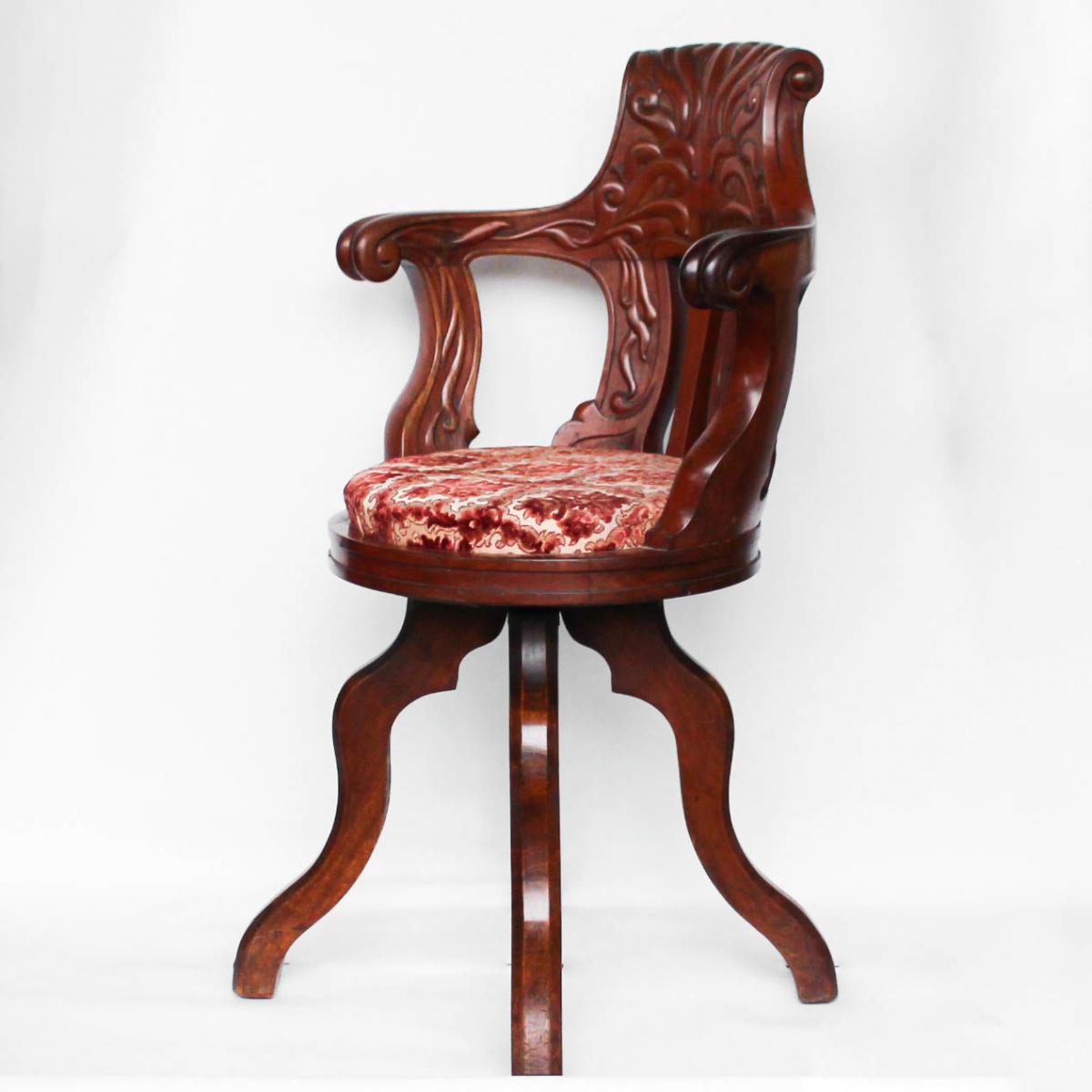 White Star Line saloon chair