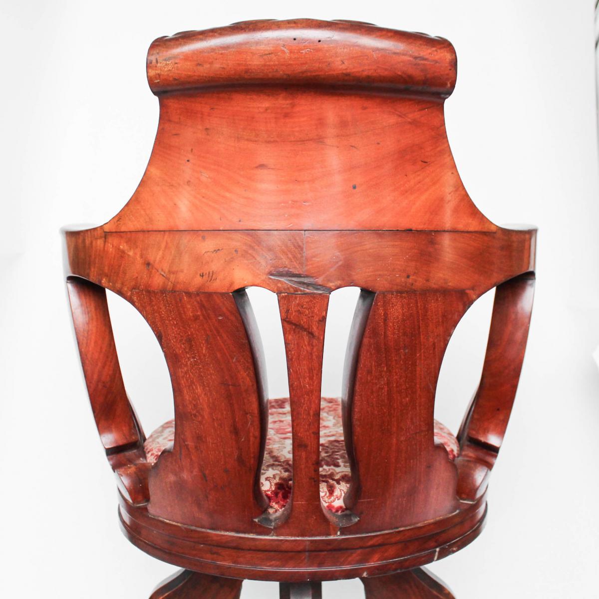 White Star Line saloon chair