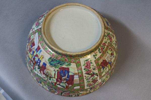 A small chinese canton bowl circa 1850