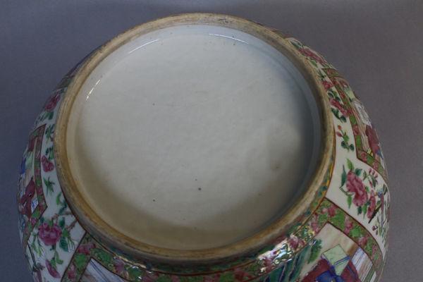 A small chinese canton bowl circa 1850