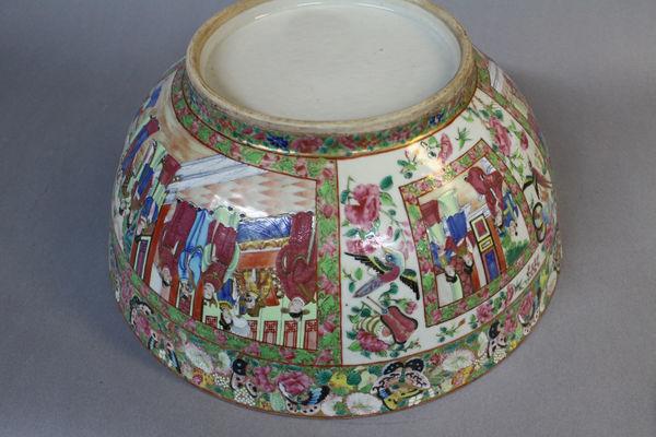 A small chinese canton bowl circa 1850