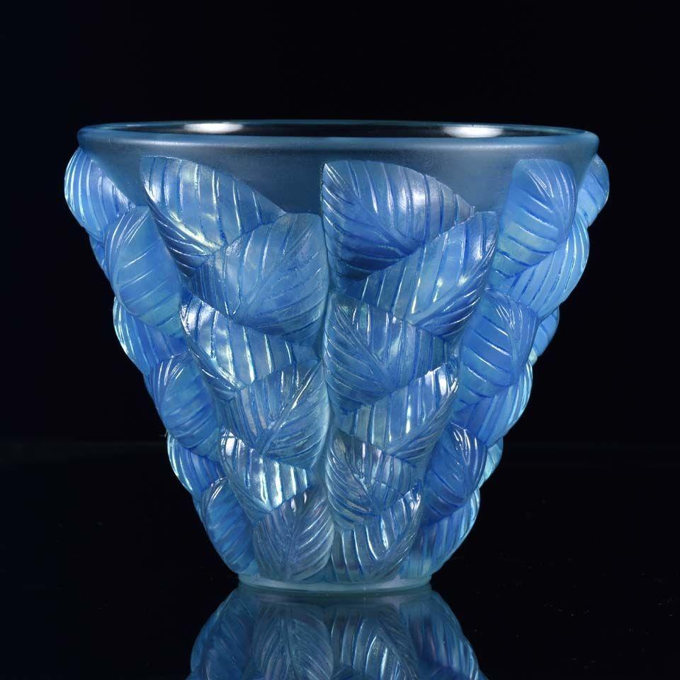 French Art Deco Opalescent Glass Vase 'Moissac' by René Lalique