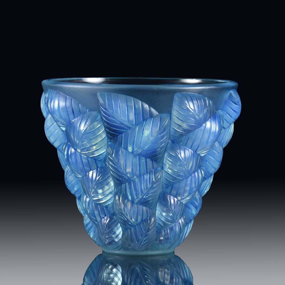 French Art Deco Opalescent Glass Vase 'Moissac' by René Lalique