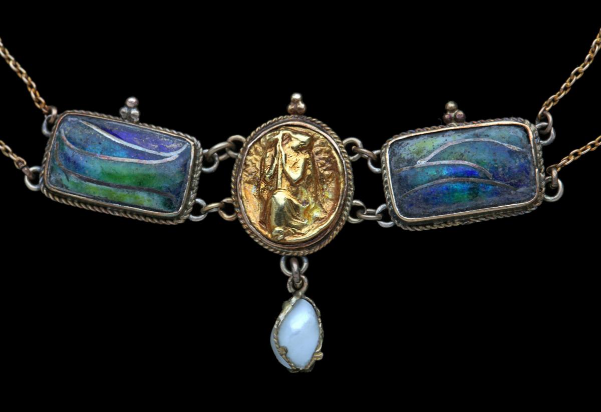 Arts & Crafts Necklace Attributed to HENRY WILSON (1864-1934)
