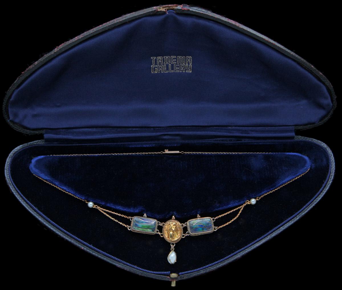 Arts & Crafts Necklace Attributed to HENRY WILSON (1864-1934)