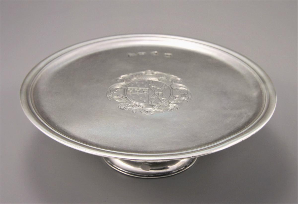 GEORGE I Sterling Silver Tazza by Thomas Morse. London 1722.