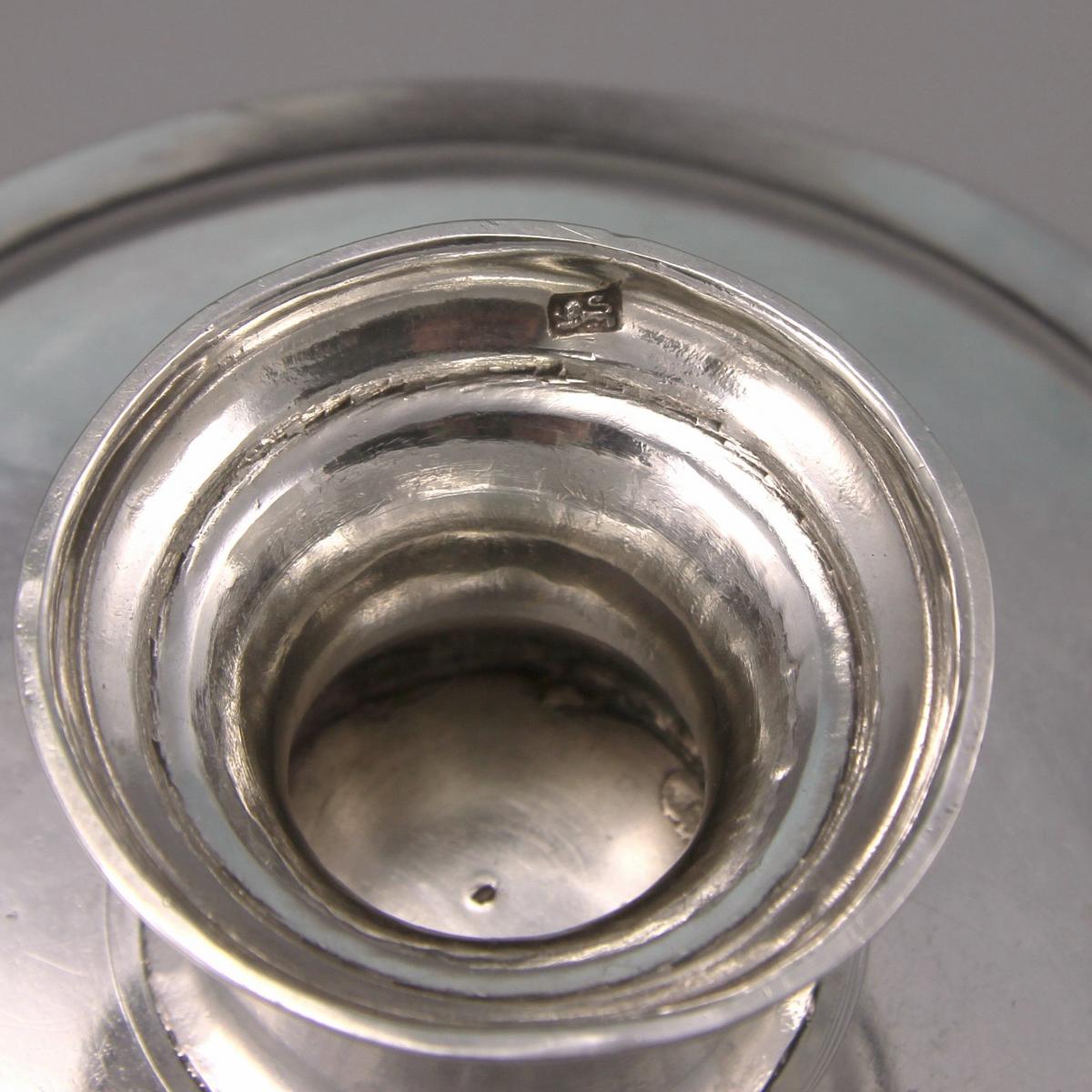 GEORGE I Sterling Silver Tazza by Thomas Morse. London 1722.