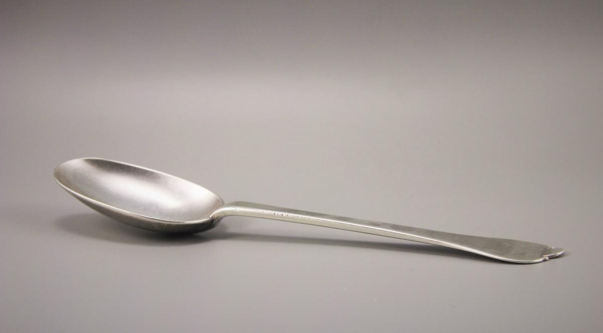 WILLIAM & MARY Trefid Spoon by Lawrence Jones. London 1694.