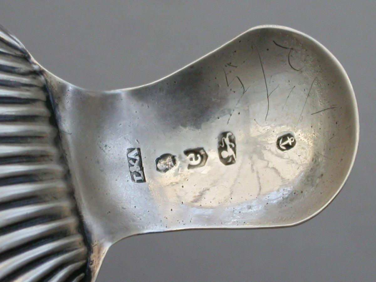 Small George III Silver 'Scallop Shell' Caddy Spoon