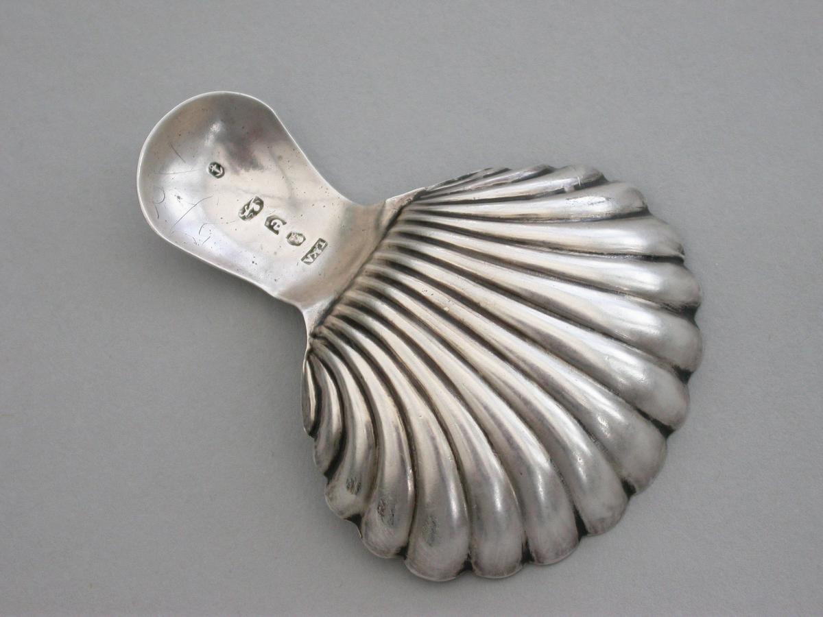 Small George III Silver 'Scallop Shell' Caddy Spoon