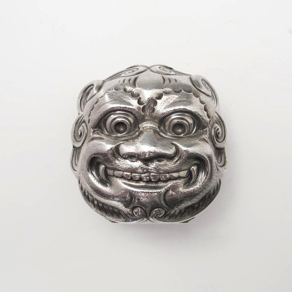 A Victorian Antique English Silver Snuff Box