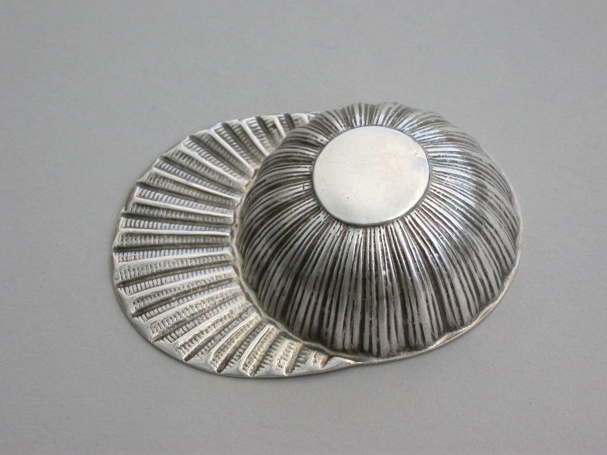 George III Silver 'Jockey Cap' Caddy Spoon