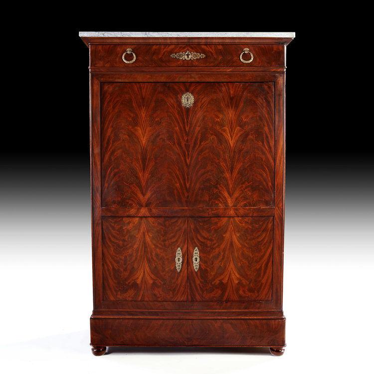 A FLAME MAHOGANY SECRETAIRE A ABATTANT