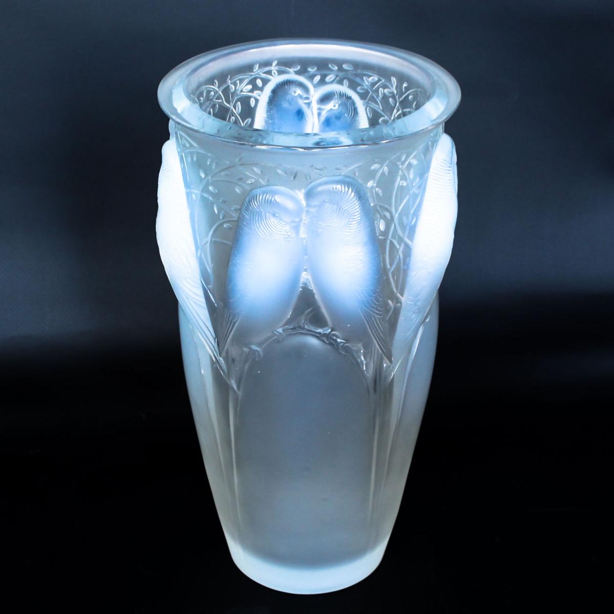Ceylan, a frosted and opalescent glass vase. Hand etched R Lalique France to underside. Repolishing to rim and base. Marcilhac,
