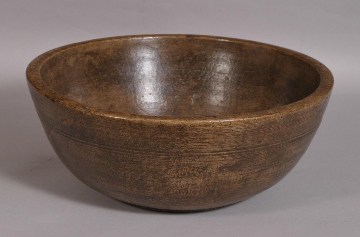 S/3577 Antique Treen 19th Century Sycamore Bowl