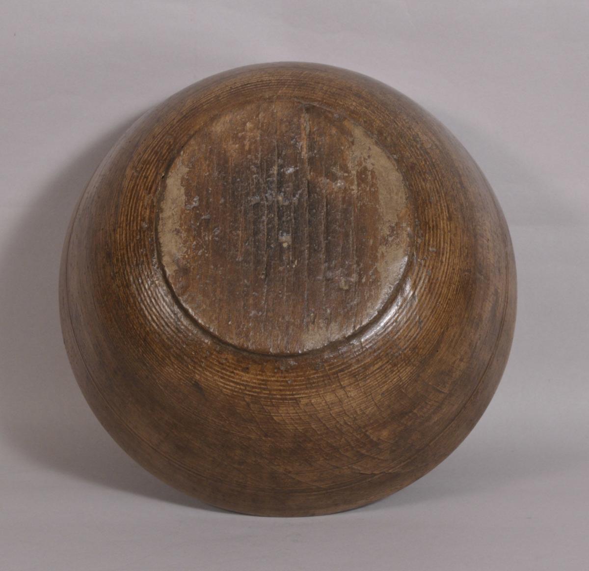 S/3577 Antique Treen 19th Century Sycamore Bowl