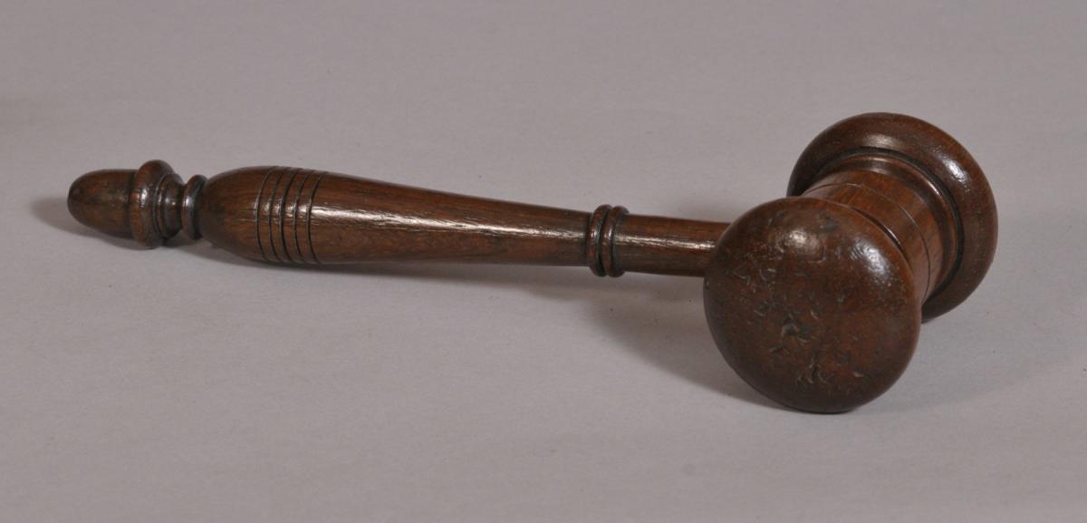S/3578 Antique Treen 19th Century Oak Auctioneer's Gavel