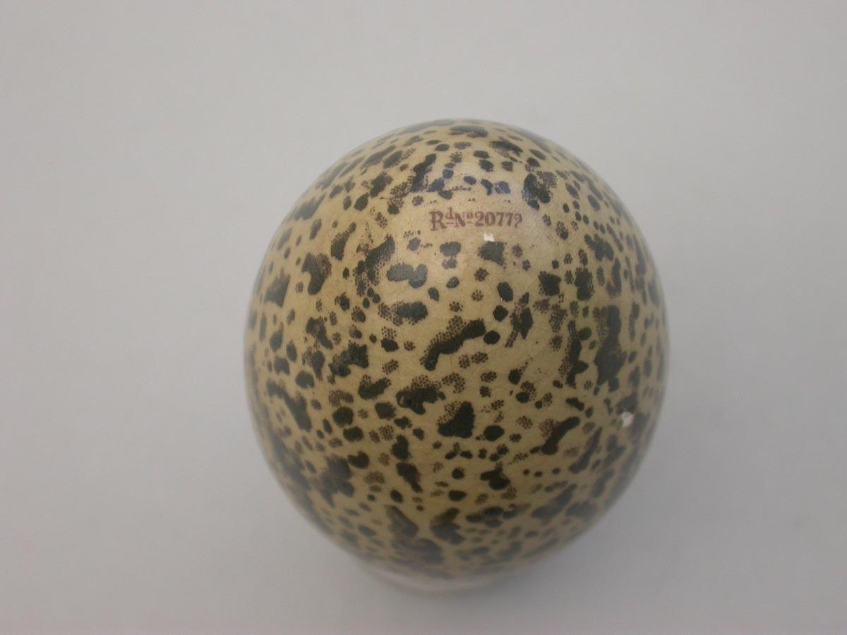 Victorian Silver & MacIntyre Ceramic Magpies Egg Scent Bottle