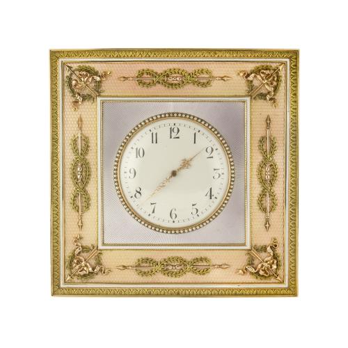 An Fabergé gold-mounted guilloche enamel desk clock
