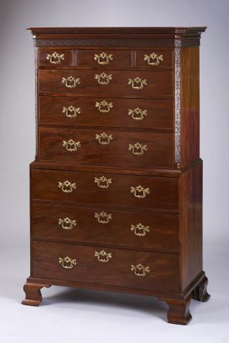 Very fine and handsome George III period mahogany chest-on-chest
